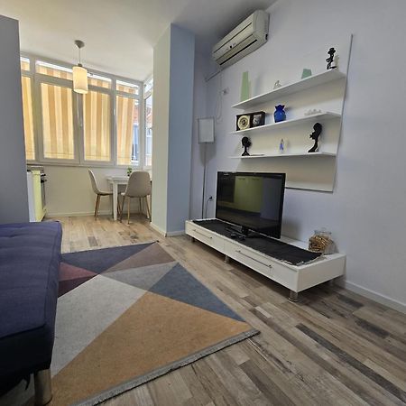 Downtown Tirana Apartments Екстер'єр фото